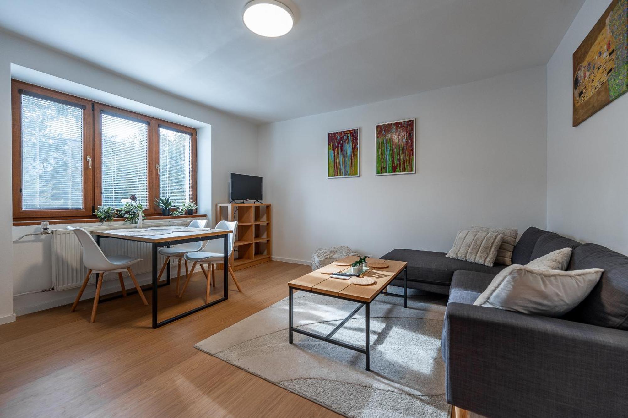 3 Room Private Flat Kosice City Center Fresh And New! Košice Exterior foto